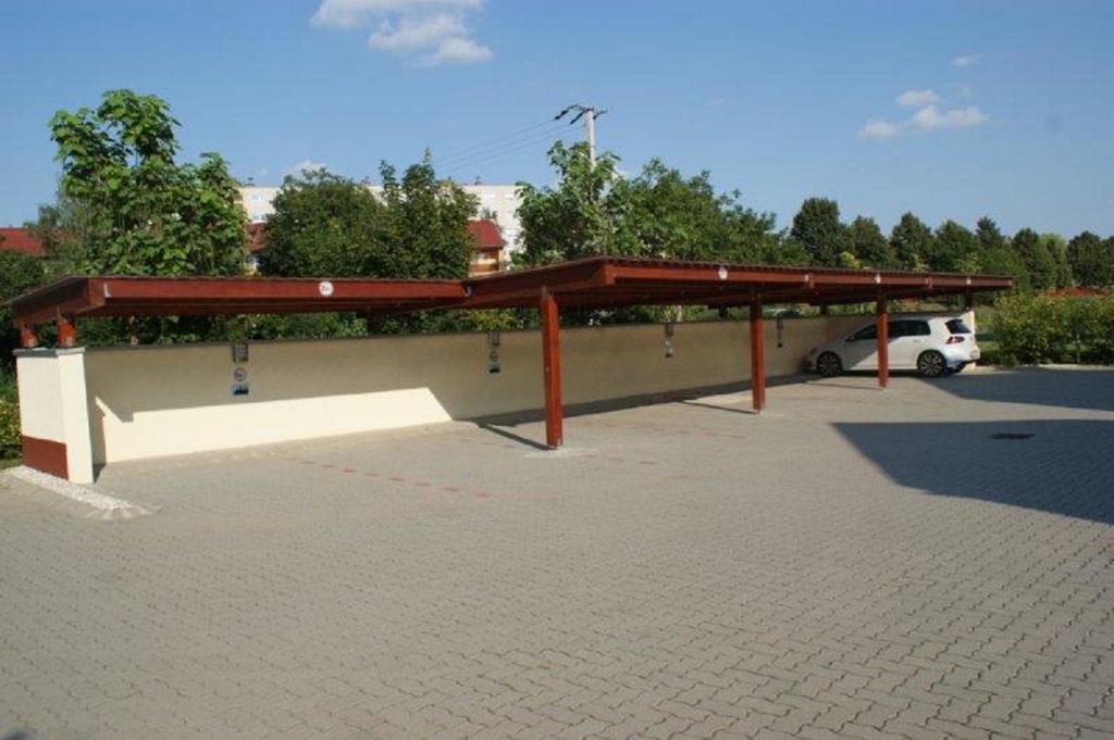 Balaca Panzio Veszprem Luaran gambar