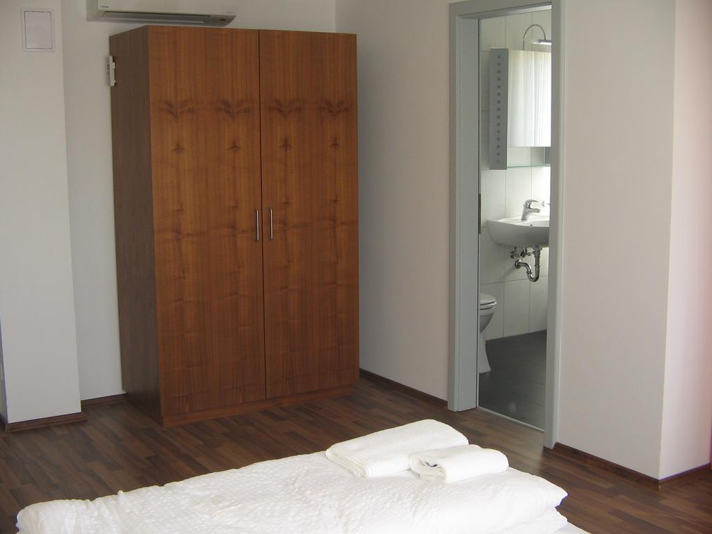 Balaca Panzio Veszprem Luaran gambar