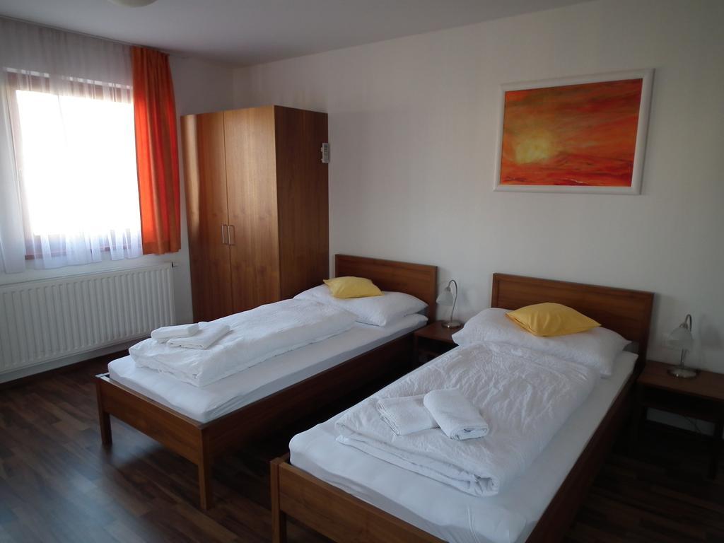 Balaca Panzio Veszprem Luaran gambar