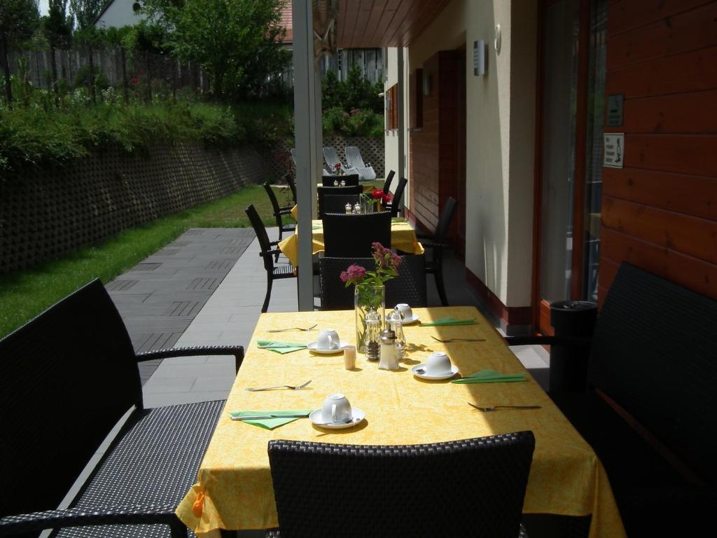 Balaca Panzio Veszprem Luaran gambar