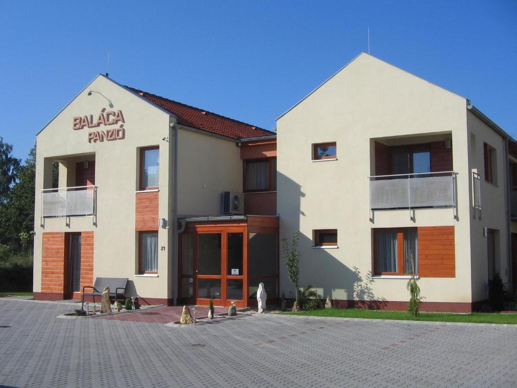 Balaca Panzio Veszprem Luaran gambar